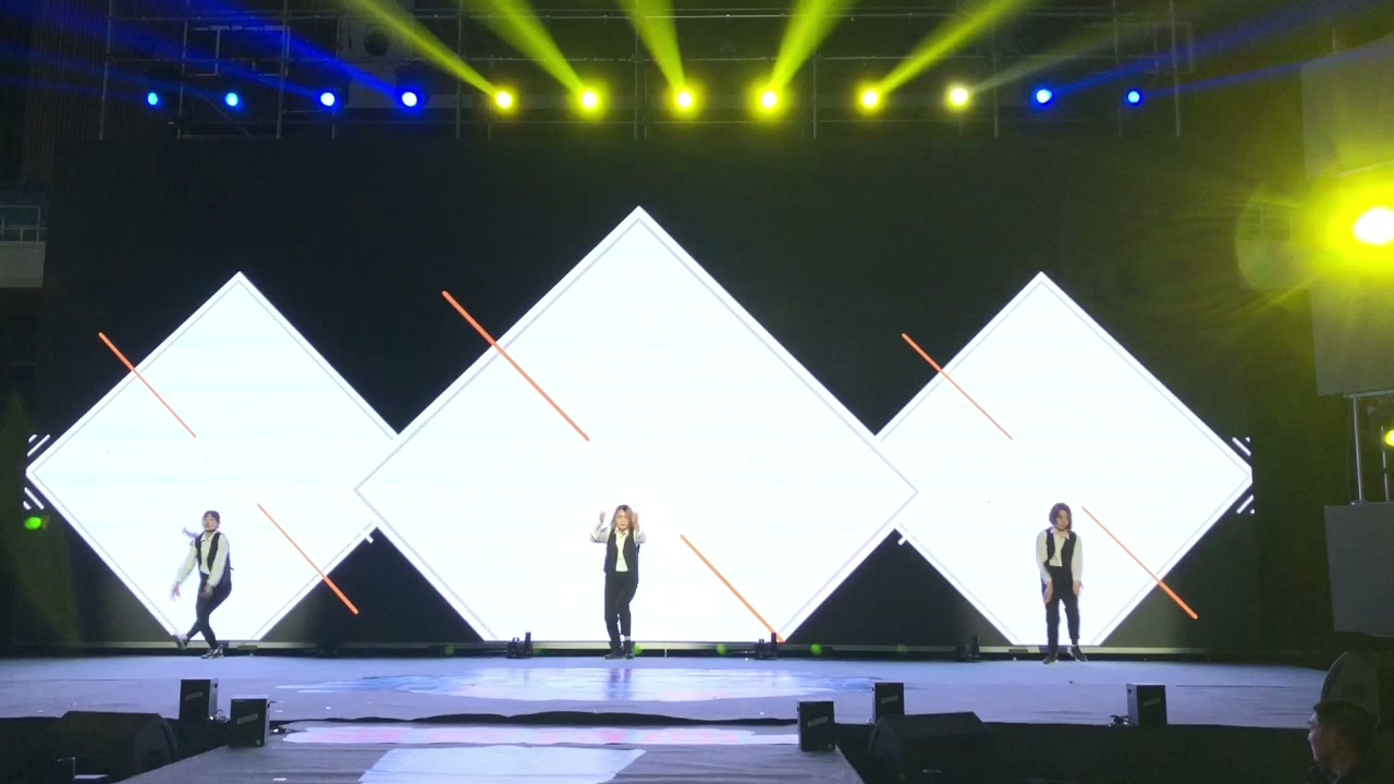 World of Imagination — Diamond Stage